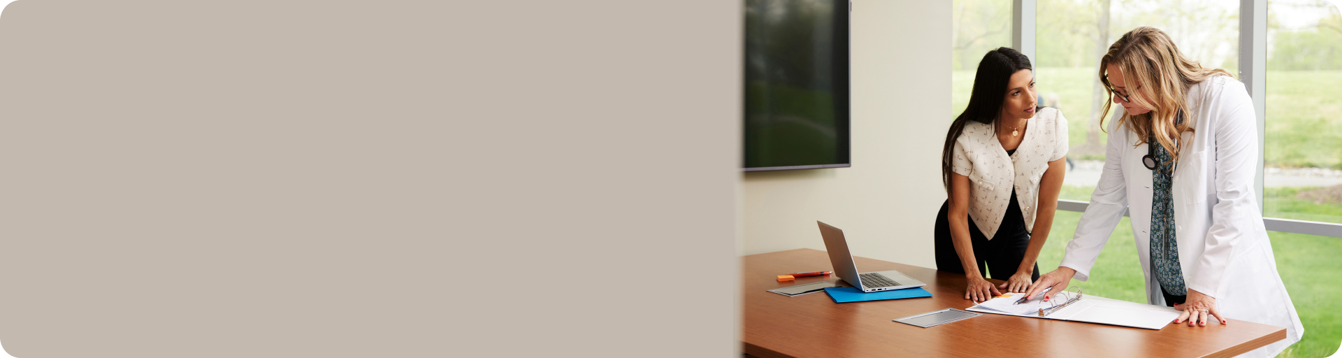 contacts_banner contacts_banner