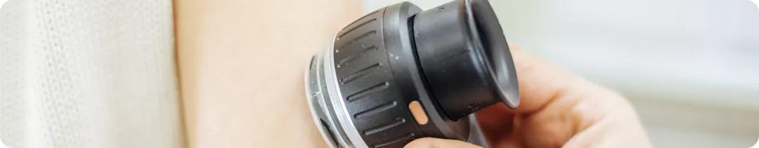 Как выбрать комбинацию ингибиторов BRAF и MEK для лечения пациента с метастатической меланомой? Фокусируемся на безопасности