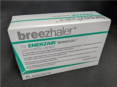ene100_demoinhalator_enerzair_breezhaler.png