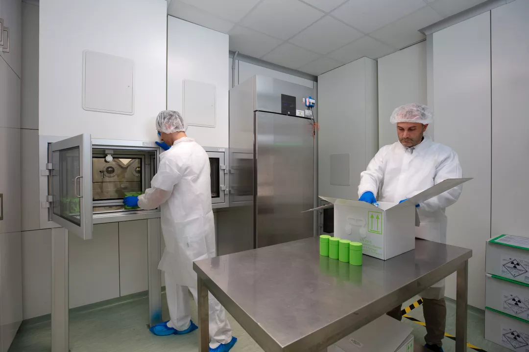 Dosing and administration page header.